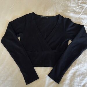 Brandy Melville Black V-Neck cropped Women's Top
